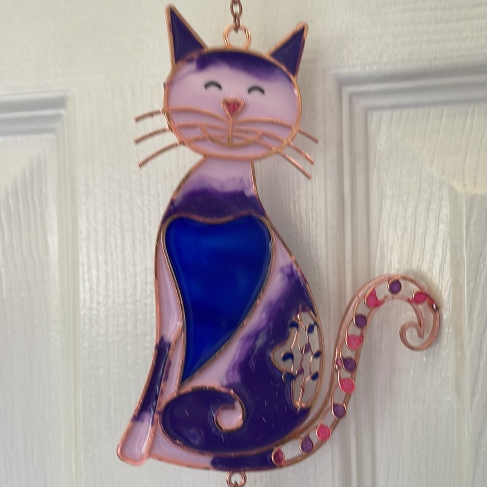 NWT Cat Windchime, stained glass with glass balls